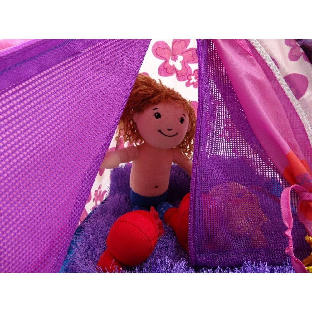 Groovy Girl Doll Terrificic Tent And Sleeping Bag and Vanessa Doll ‎ Yellow Cat